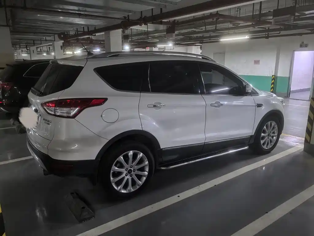 Ford Kuga 2015 — фото 7