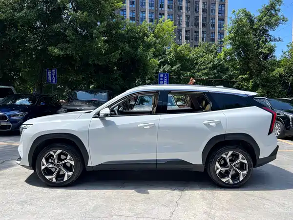 Geely Boyue L 2024