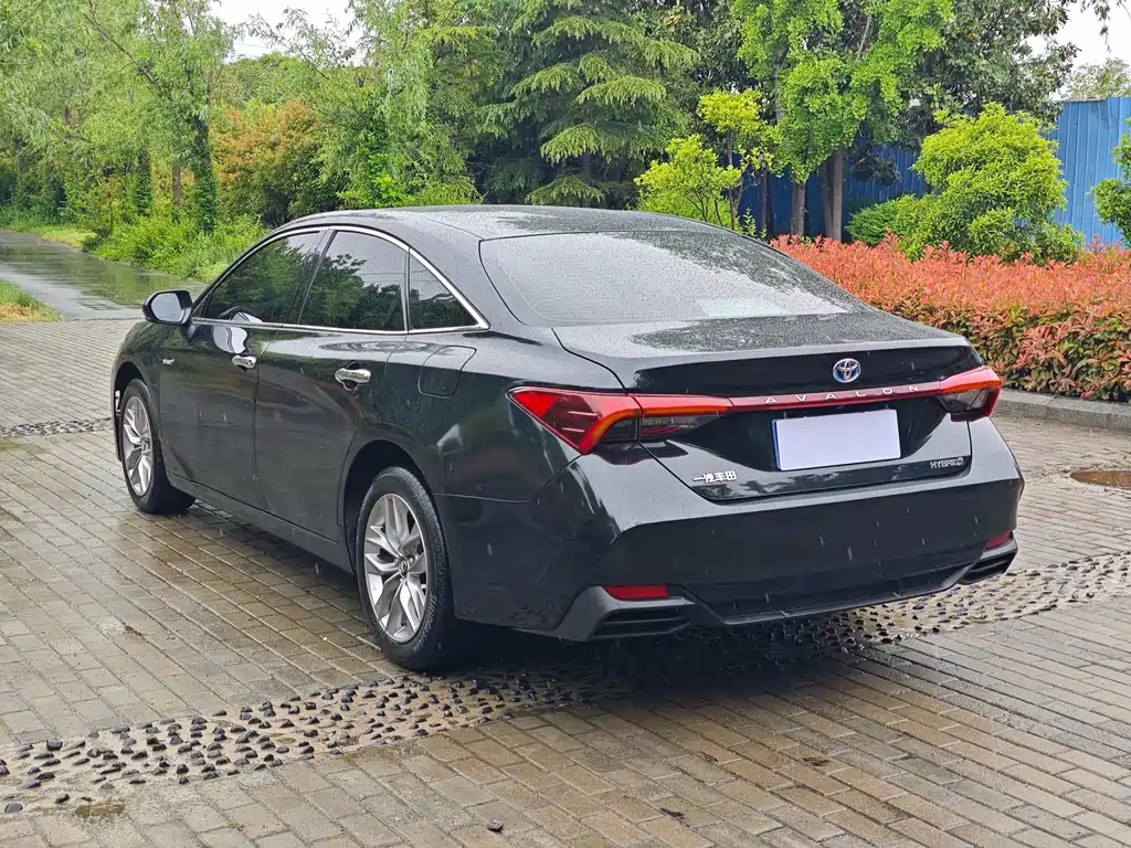 Toyota Avalon 2022 — фото 10