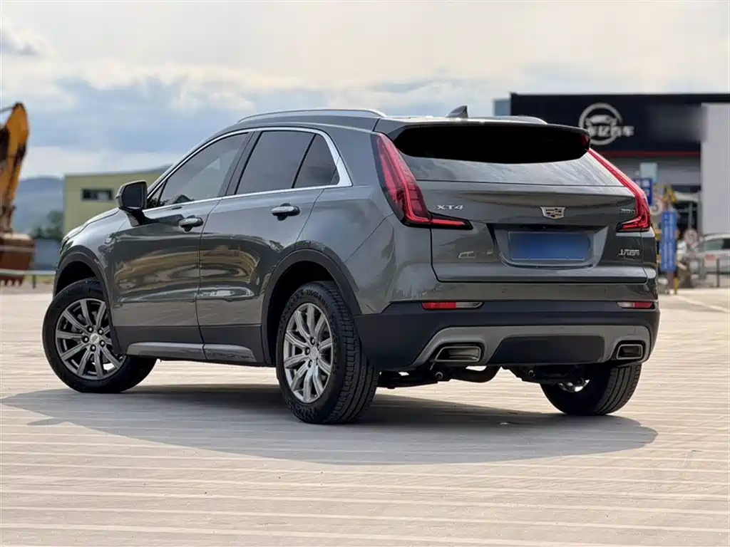 Cadillac XT4 2019 — фото 18
