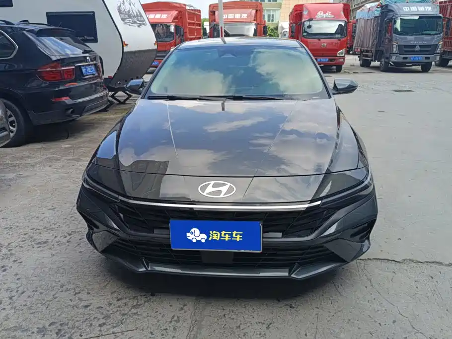 Hyundai Elantra 2026