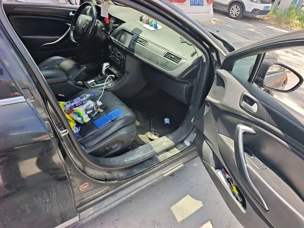 Citroën C5 2015 — фото 21