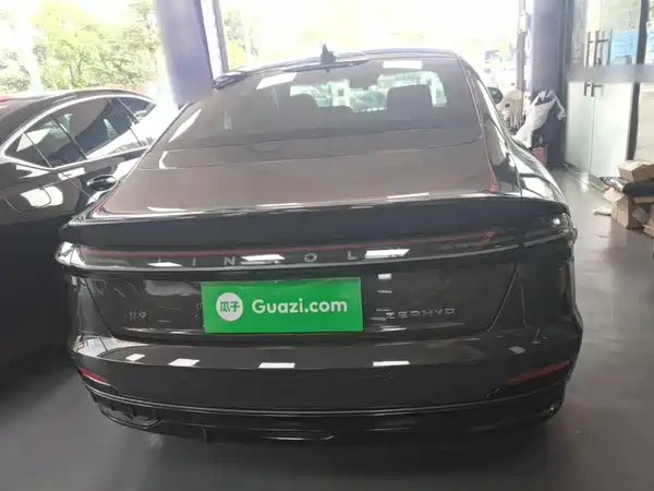 Lincoln Z 2022