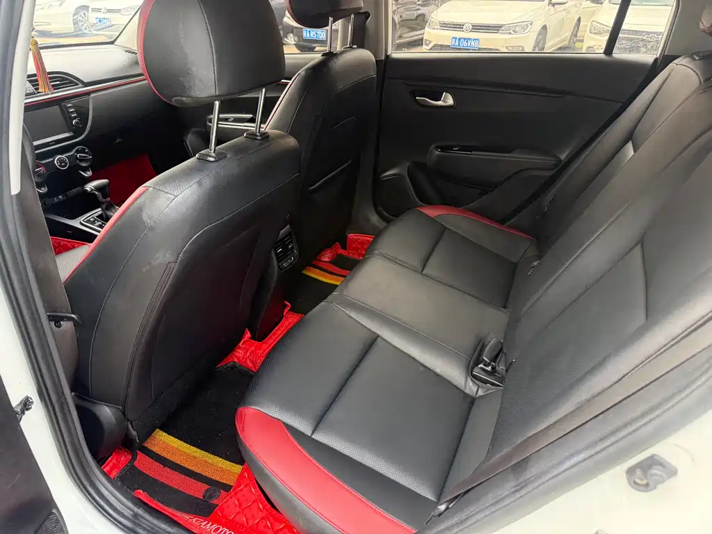Kia KX Cross 2018 — фото 3