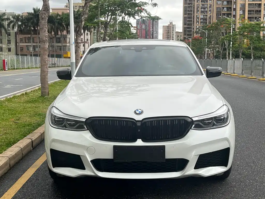 BMW 6 Series GT 2018 — фото 3