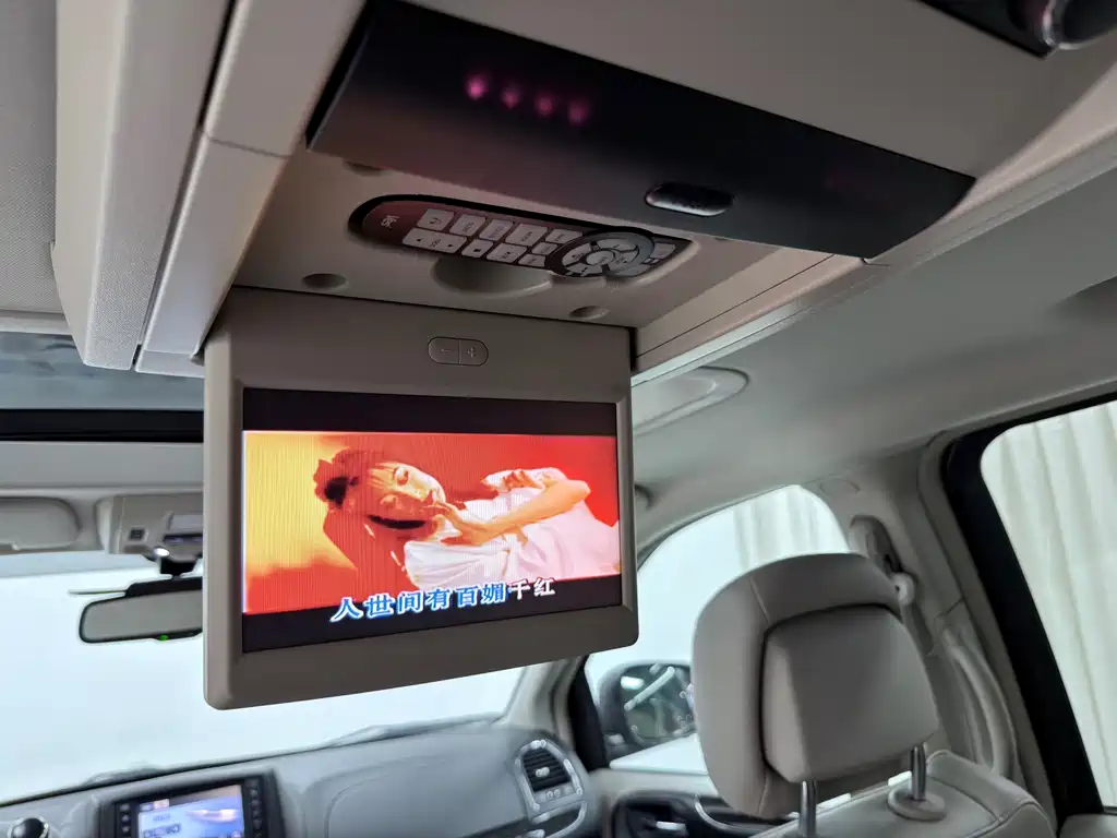 Chrysler Grand Voyager 2013 — фото 16