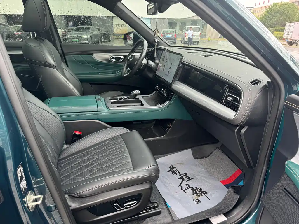 GAC Motor Trumpchi GS8 2023 — фото 10