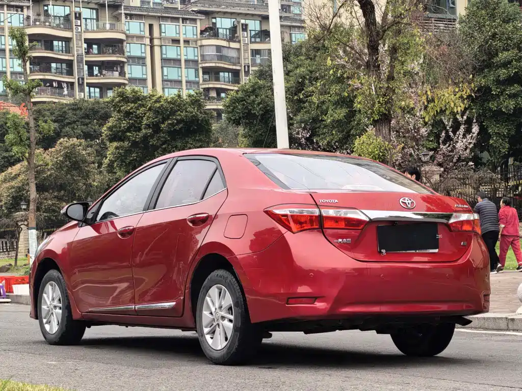 Toyota Corolla 2016 — фото 12