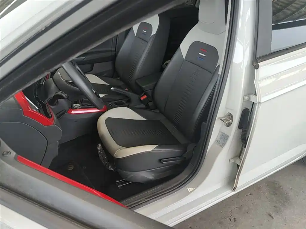 Volkswagen Polo 2023 — фото 15