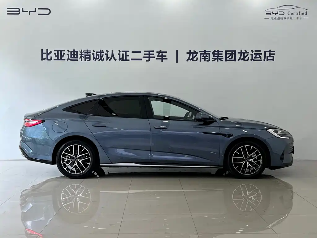 BYD Seal 07 DM-i 2025 — фото 9