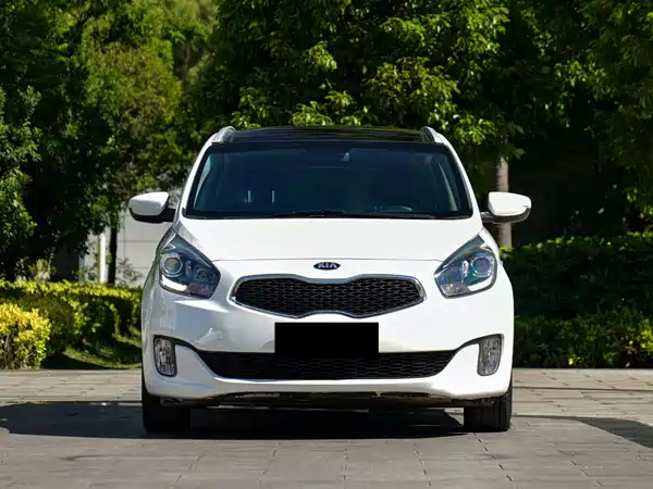 Kia Jiale 2013