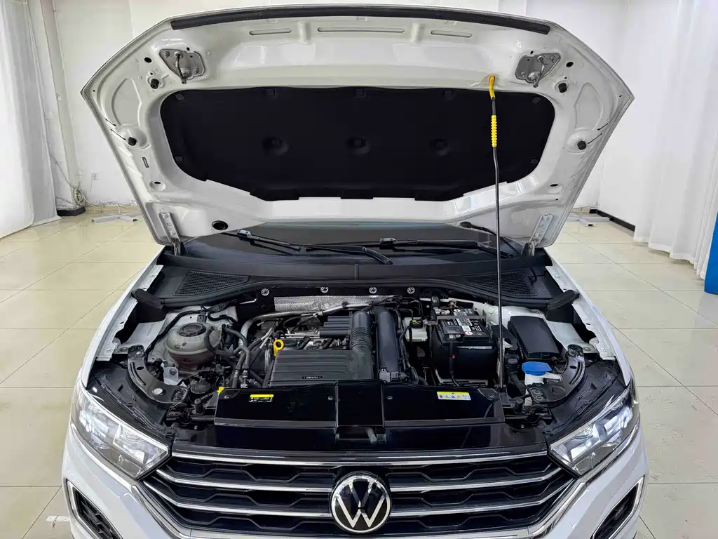 Volkswagen T-Roc 2022 — фото 18