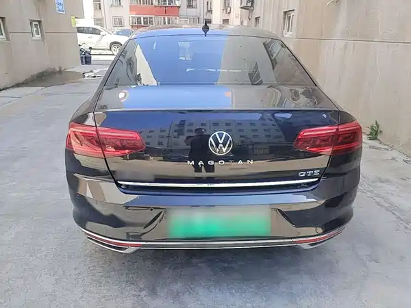 Volkswagen Magotan PHEV 2022