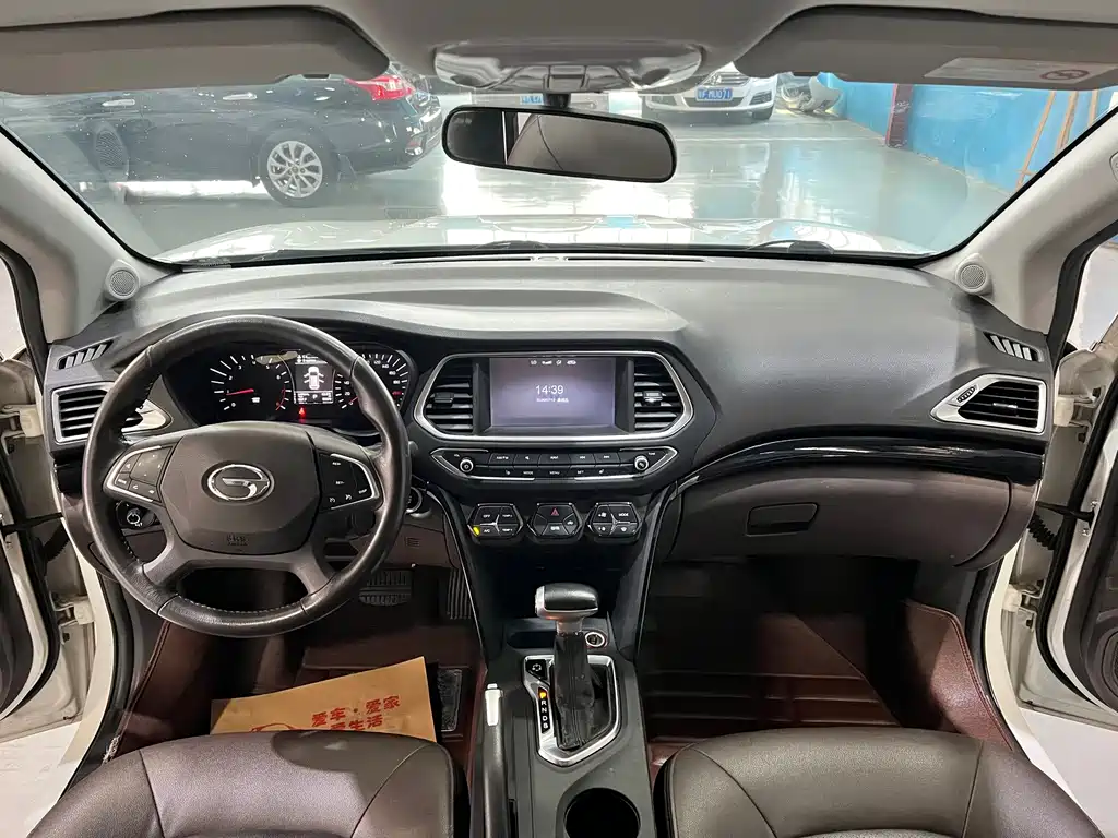 GAC Trumpchi GS4 2015 — фото 5