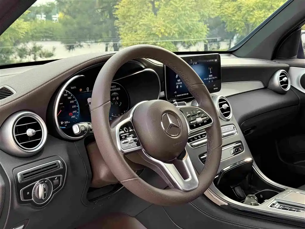 Mercedes-Benz GLC 2022