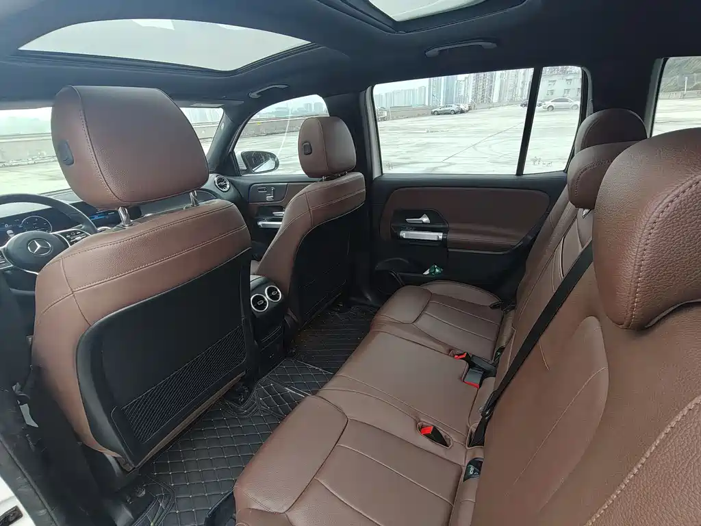 Mercedes-Benz GLB 2021 — фото 16