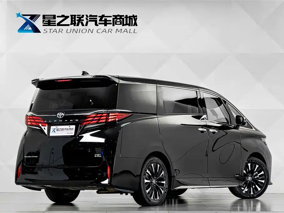Toyota Alphard 2023 — фото 6