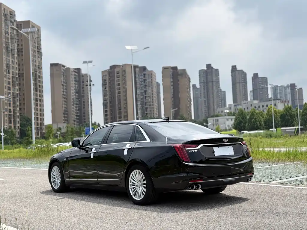 Cadillac CT6 2021 — фото 16
