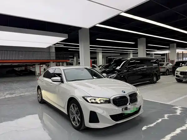 BMW i3 2023