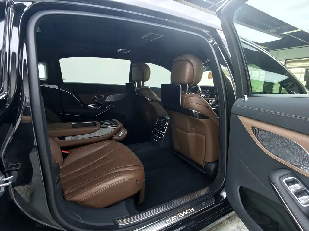Mercedes-Benz Maybach S-Class 2019 — фото 10