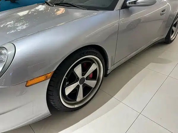 Porsche 911 2006
