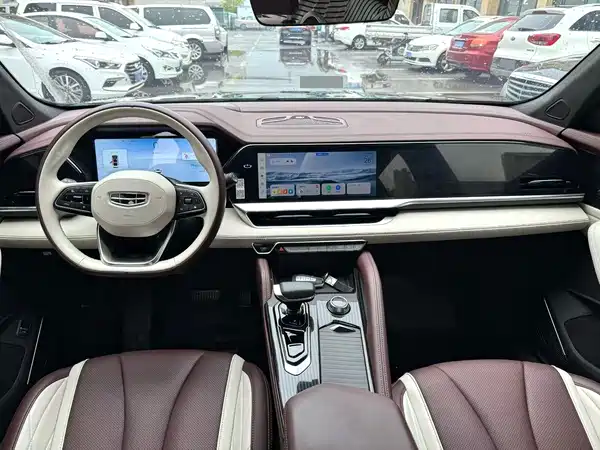 Geely Xingyue L 2022