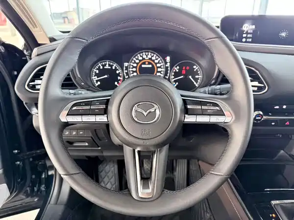 Mazda CX-30 2024