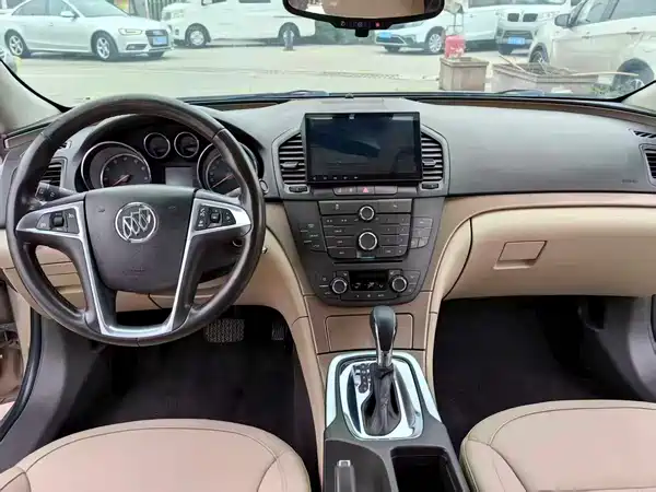 Buick Regal 2012