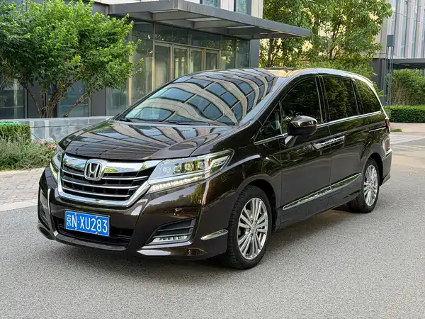 Honda Elysion 2018