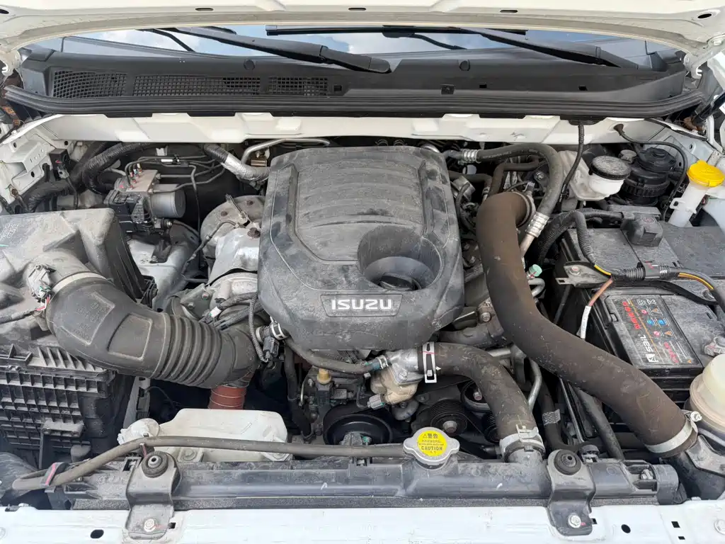 Isuzu Mu-X Shepherd 2022 — фото 16