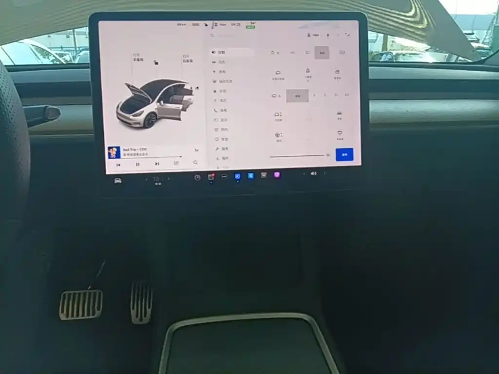 Tesla Model Y 2021 — фото 13