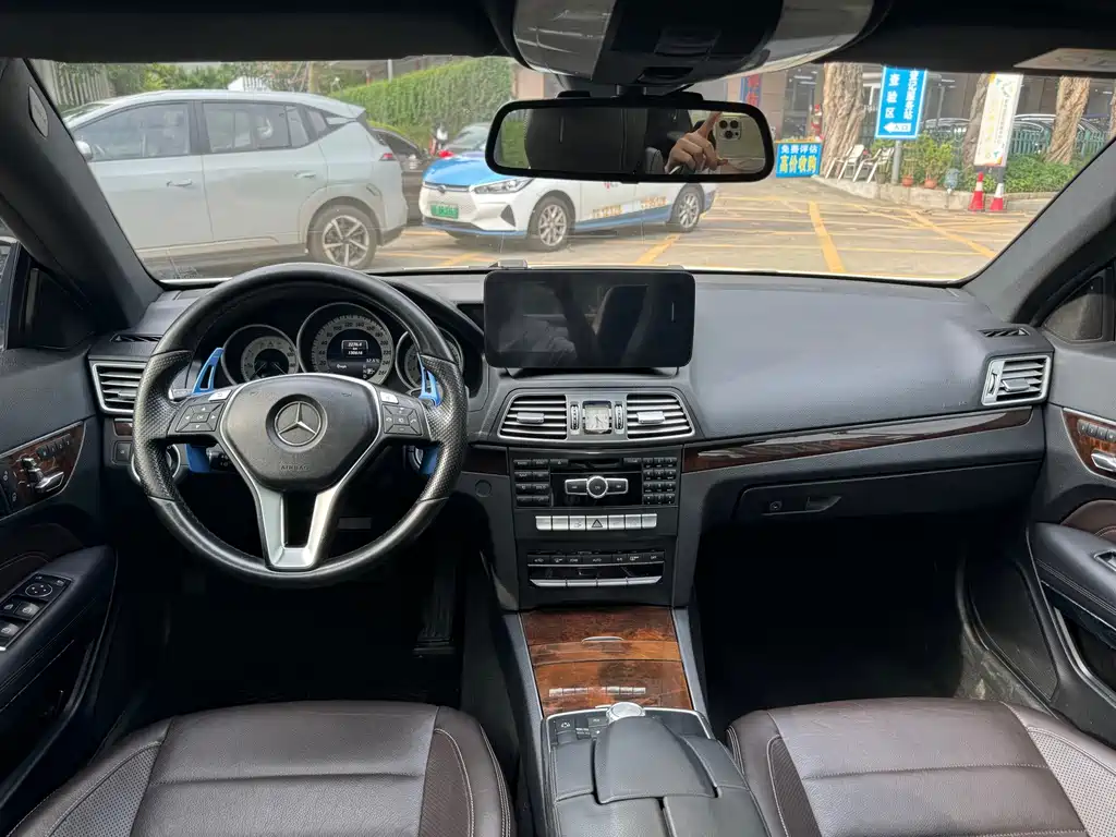 Mercedes-Benz E-Class 2015 — фото 7