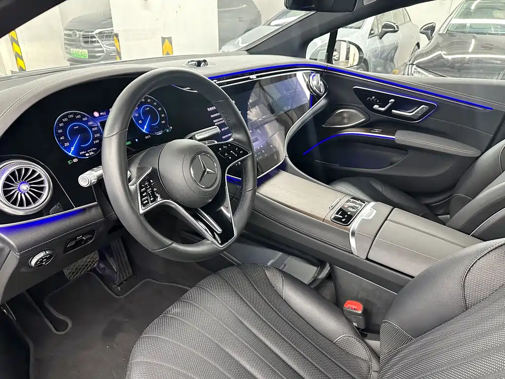Mercedes-Benz EQS 2023 — фото 14