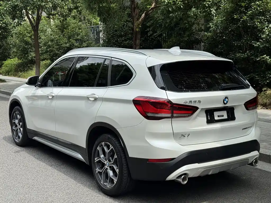 BMW X1 2020 — фото 8