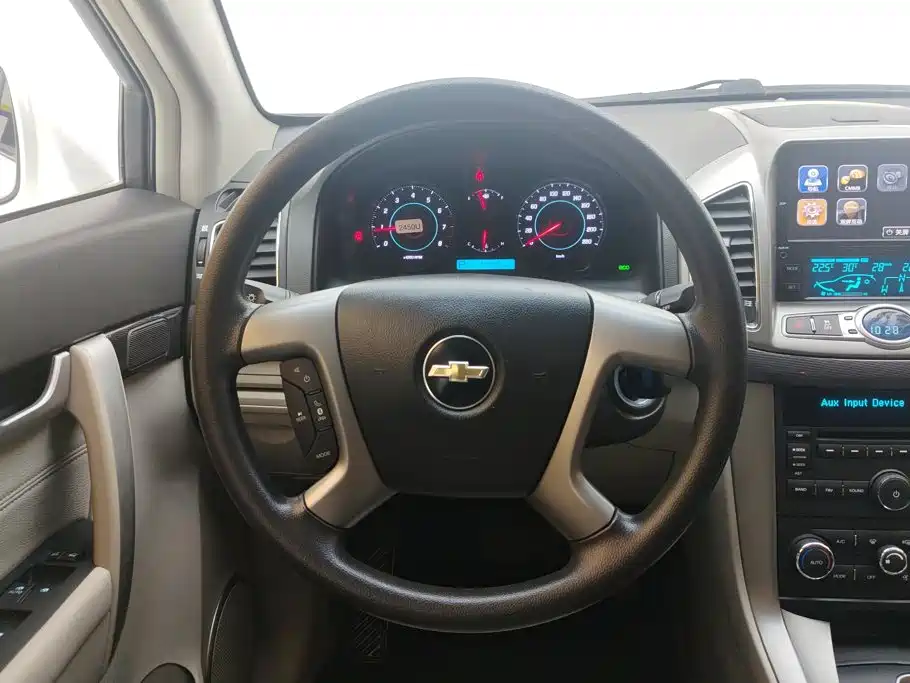 Chevrolet Captiva 2015 — фото 15