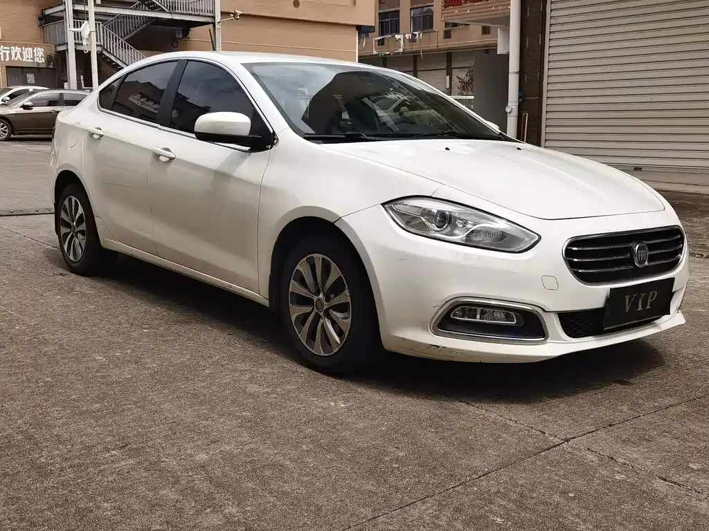 Fiat Viaggio 2014