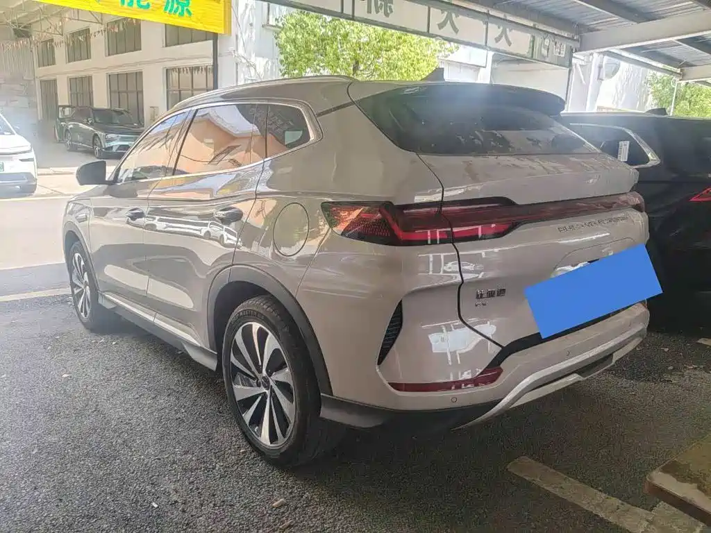 BYD Song PLUS New Energy 2023 — фото 9