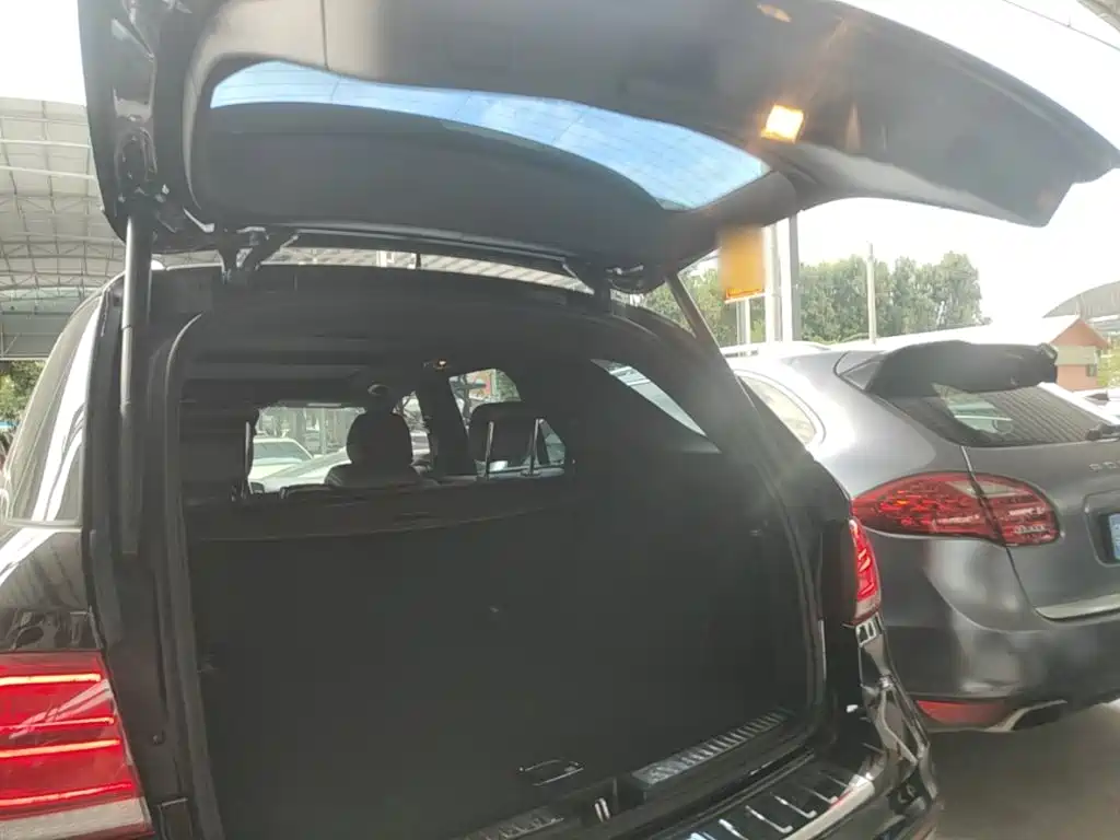 Mercedes-Benz GLE 2018 — фото 19