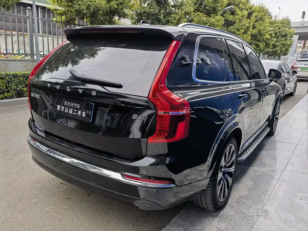 Volvo XC90 2024 — фото 6