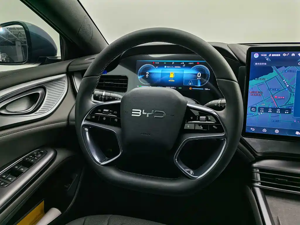 BYD Seal 2024 — фото 13
