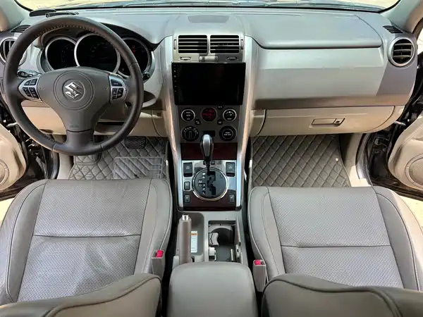 Suzuki Grand Vitara 2011
