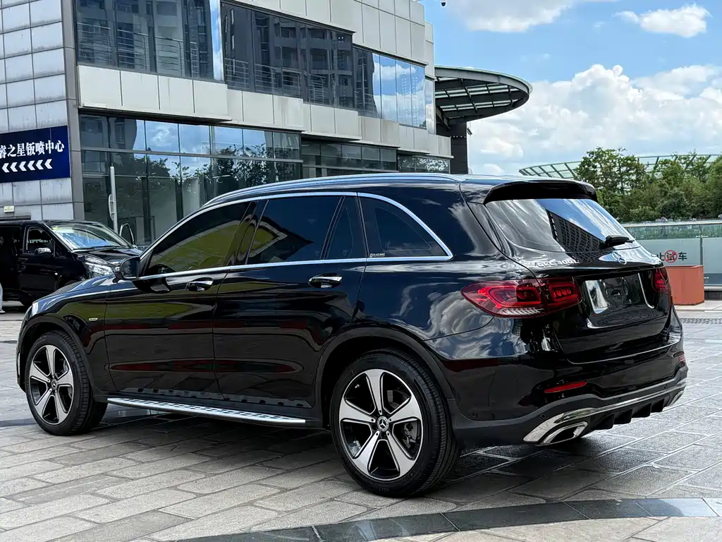 Mercedes-Benz GLC 2022 — фото 4