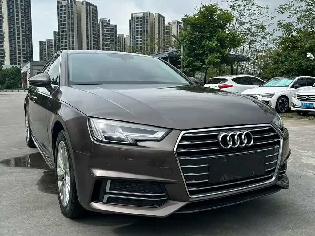Audi A4L 2019