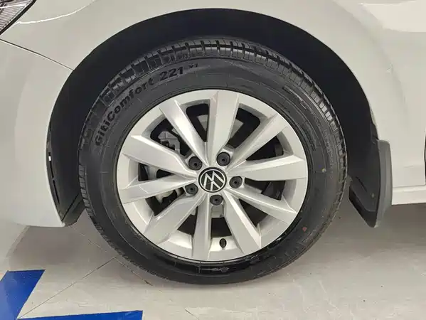 Volkswagen Bora 2021