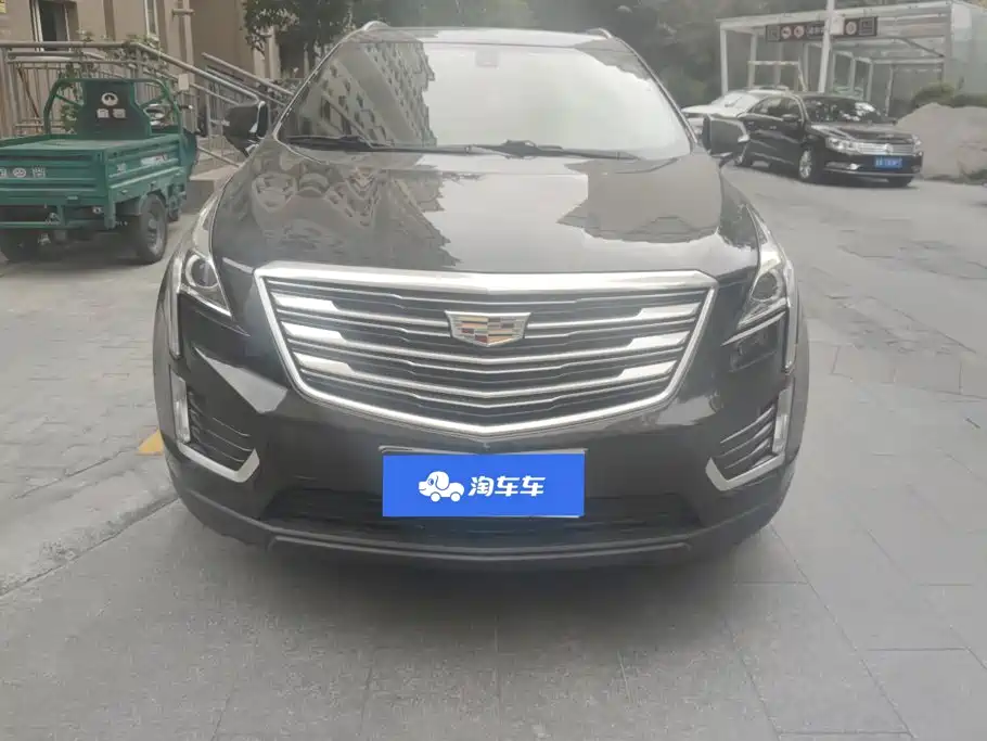 Cadillac XT5 2018 — фото 2