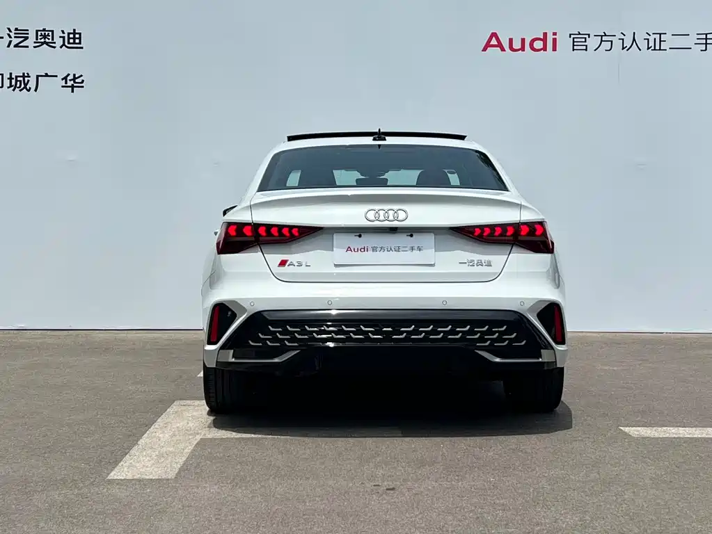 Audi A3 2025 — фото 5