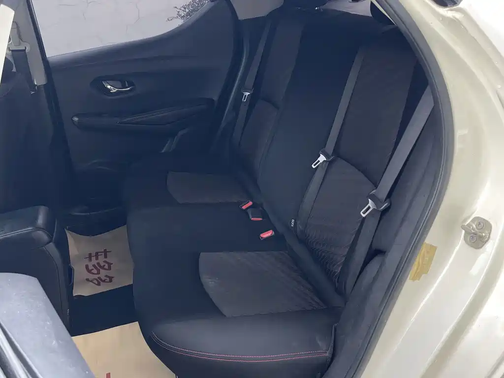 Nissan Bluebird 2018 — фото 13