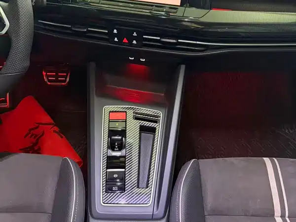 Volkswagen Golf 2023