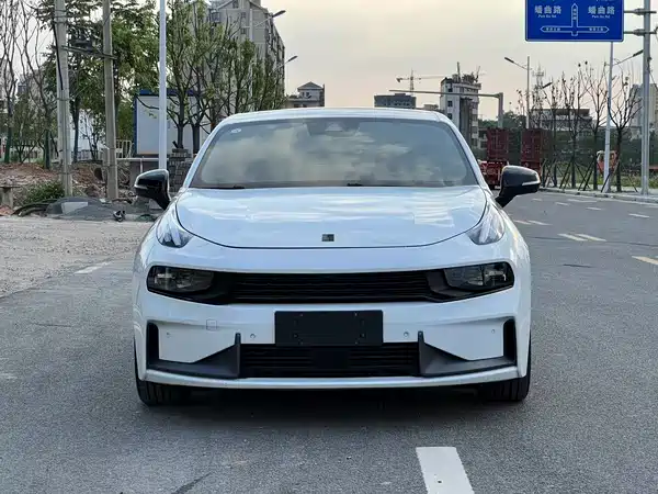 Lynk & Co 03 2019
