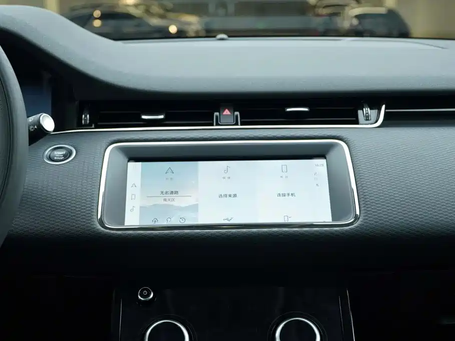 Land Rover Range Rover Evoque 2023 — фото 19